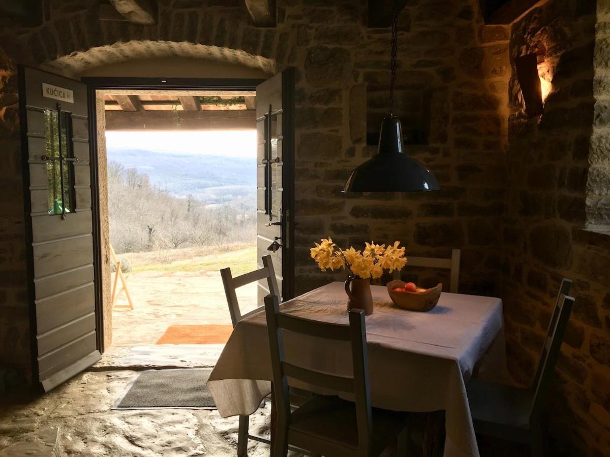 Bolara 60: The Cottage Ґрожнян Екстер'єр фото